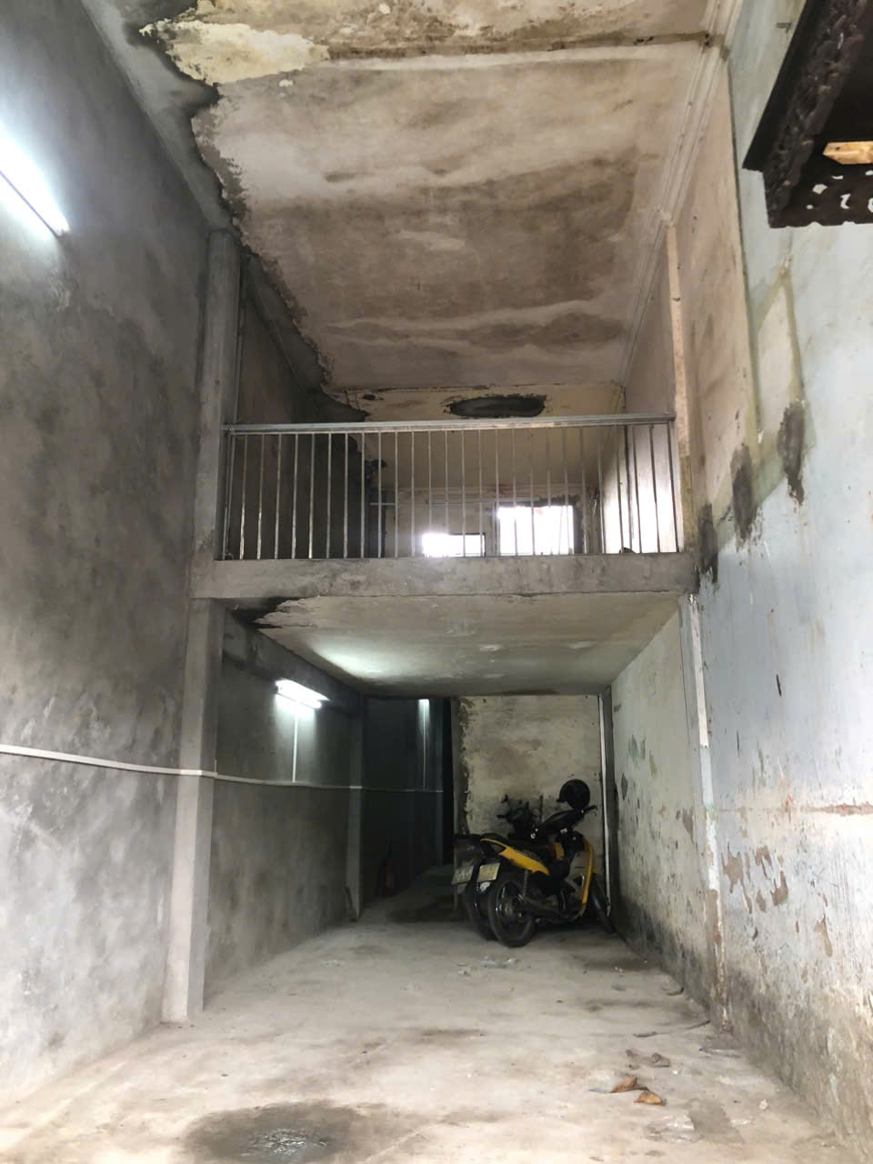 Cho thuê MBKD Giải Phóng chỉ 12 Triệu, ngõ ô tô Cà Phê, hàng ăn... ko hạn chế mô hình - Ảnh 1